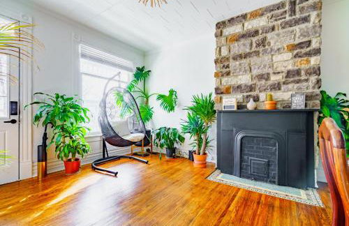 Jungle House Luxury Homes - Columbus Downtown Short North - Steps to Convention Center & Nationwide Arena - Sleeps up to 11 - Free Parking - Over 5,800 Five Stars - Foto 138