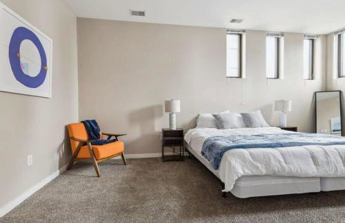 2BR Executive Downtown Apartment by ENVITAE - Foto 32