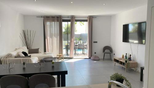 Elegancia y confort en Casa Moncerrat - Foto 2