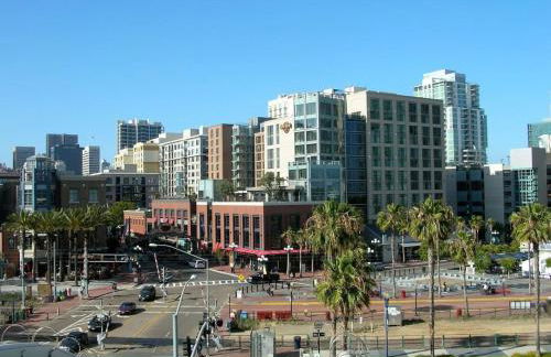 Modern Loft, Quiet, WiFi, Cable, Parking - Foto 33