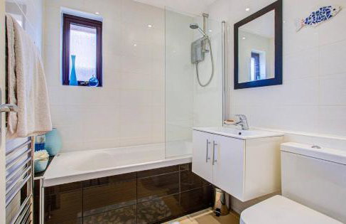 Serene Family Escape - Spacious, Near Thorpe Bay and Southend, Beaches & Amenities - Pass the Keys - Foto 22