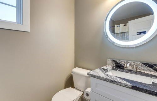 Gather, Play and Unwind! Modern Locust Grove Home - Foto 24