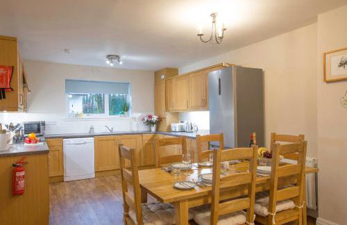 Honeybee Cottage - Photo 12