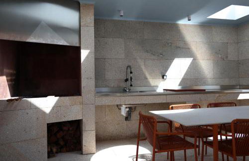 FLH Funchal Bay View Escape with Pool - Foto 26