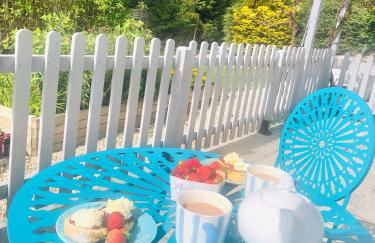 Detached, peaceful, spacious with easy access and very large garden - Foto 4