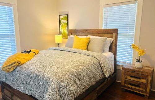 Spacious 6BR Home - Near Top Attractions - Photo 50