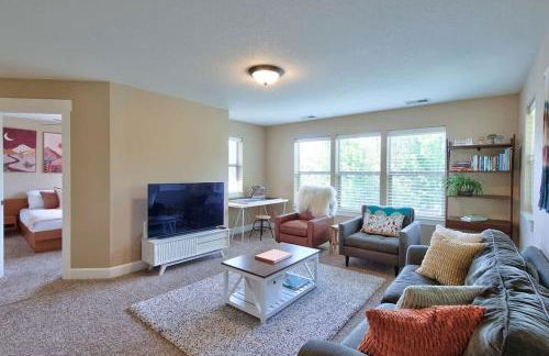 Creekside Hideaway - Wine Country by 3rd St - Foto 36