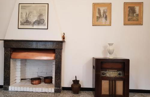 Medieval Pieve, holiday home with garden, WiFi & parking - Foto 34