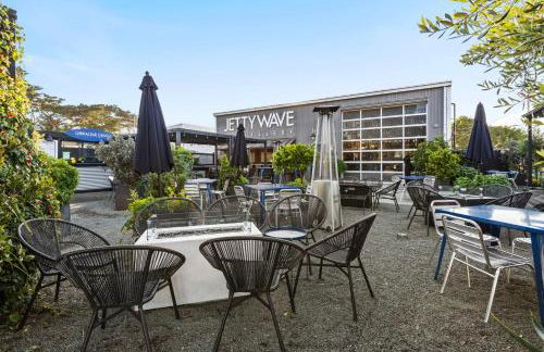 Experience the Pinnacle of Coastal Living at Harbour House - Foto 58