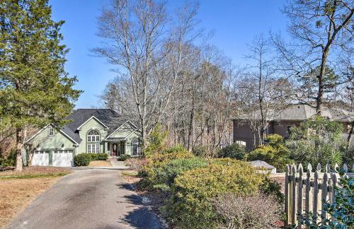 Luxe Lake House with Pool and Dock on Deep Water Cove! - Foto 44