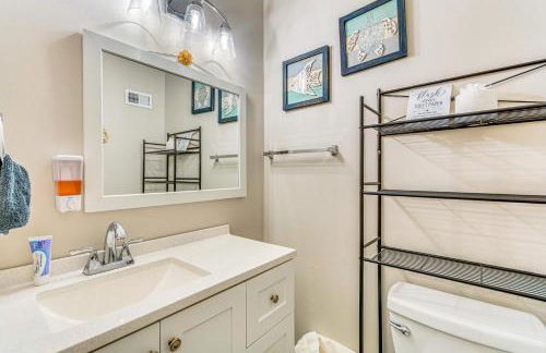 4 Mi to Greers Ferry Lake Condo with Deck and Balcony - Foto 10