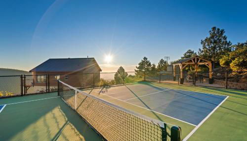 Wild Moon Ranch with Pickleball, Cedar Tub, Views - Foto 3