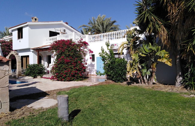 Lovely 7 Bedroom Villa !! - Photo 63