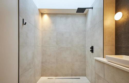 Sleeper Cottage - Sleeps 8 - Foto 59