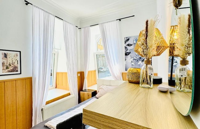 10 Economy Rooms-Shared Bath & Kitchen - Photo 7