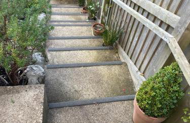 Hideaway between Coast and Moors in a beautiful Village apartment - Photo 18