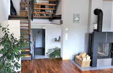 Tolle große Wohnung mit Kamin und Terrasse - Foto 12