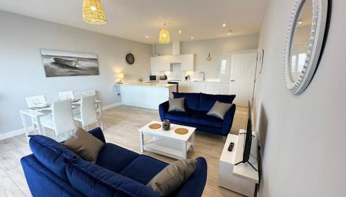 Ocean View Suite - Near Hythe - On Beach Seafront - Private Parking - Photo 2