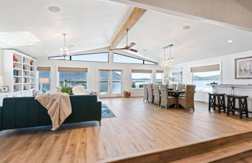 Smiling Otter Retreat! Waterfront/pool/spa/games! - Foto 71