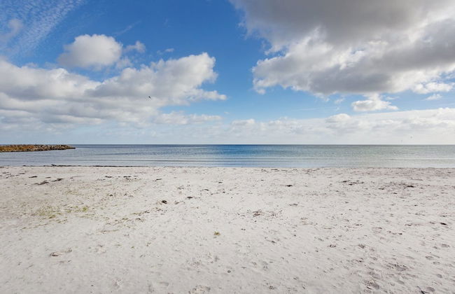 "Elisabeth" - 400m from the sea - Photo 3