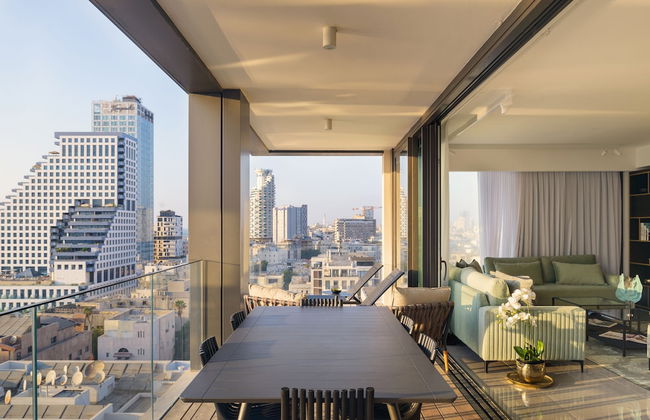 Luxury with Terrace & Sea View by FeelHome - Photo 28