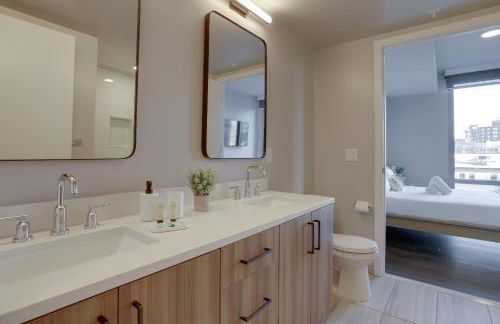 Prime Metro Proximity - Condo at Clarendon - Foto 49