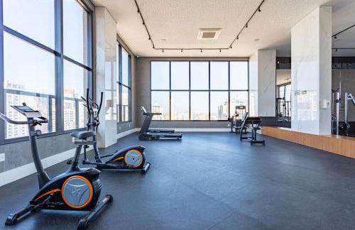 Apt Novo 20º Andar, Perto de Tudo! - Photo 38