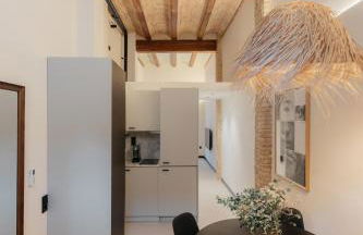 Lovely Exclusivity in Valencia Center - Photo 41