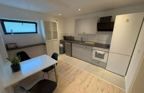 Modernes 2 Zimmer Souterrain Apartment - zentral - nahe Hamburg & Lübeck - Foto 6