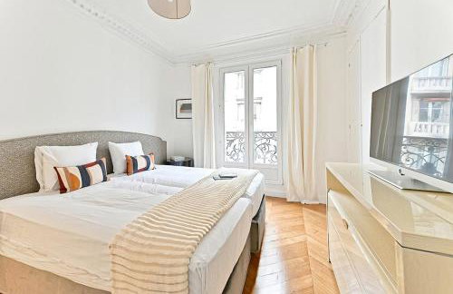 Spacious and Bright Apartment - Foto 36