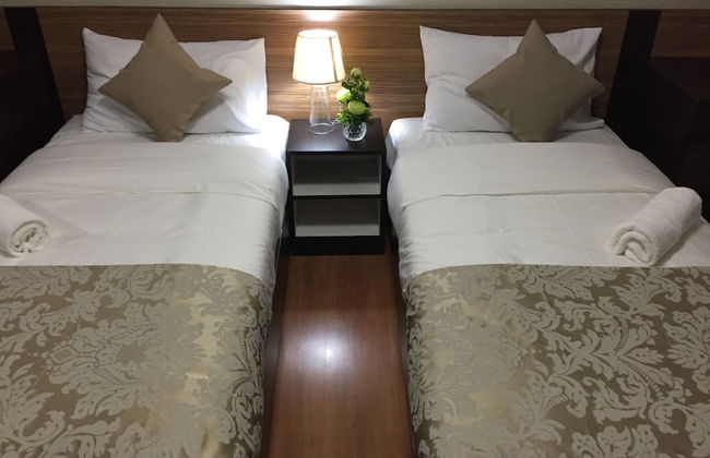 The Studio 87 Residences - Photo 8