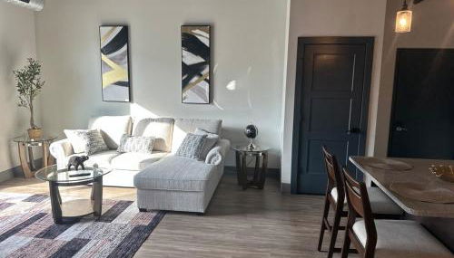 203 - New Luxury Downtown Condo with Fireplace - Foto 5