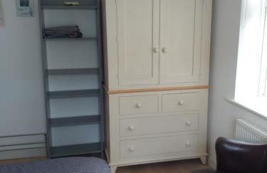 The Studio is bright, airy and comfortable. - Foto 26