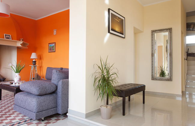 Attractive Villa With Private Swimming Pool, Beach Volleyball and Fenced Garden - Foto 14