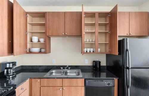 Blueground North Burnet pool nr Walnut Creek Park ATX-350 - Foto 9