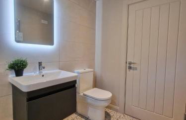 Clare Escape - Modern apartment Ballycastle town centre & walk to beach - Photo 26