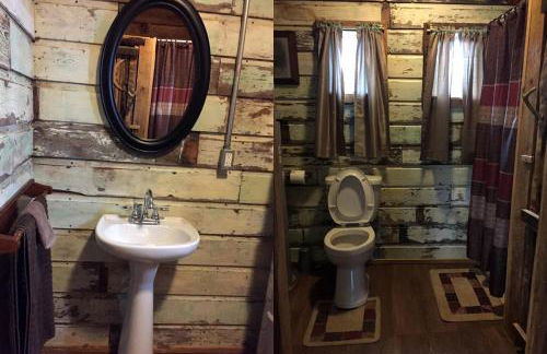 Rustic Octagon-Shaped Cabin for a Glamping Getaway near Huntington, West Virginia - Foto 16