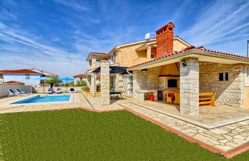 Charming villa Oliva with 4 bedrooms near the wonderful village of Fazana - Foto 5