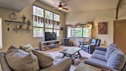 Private Cabin, 5-Min Drive to Hot Springs and Golf! - Foto 4