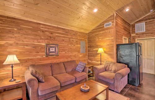 Heber Springs Cabin with Deck and River Views! - Foto 4