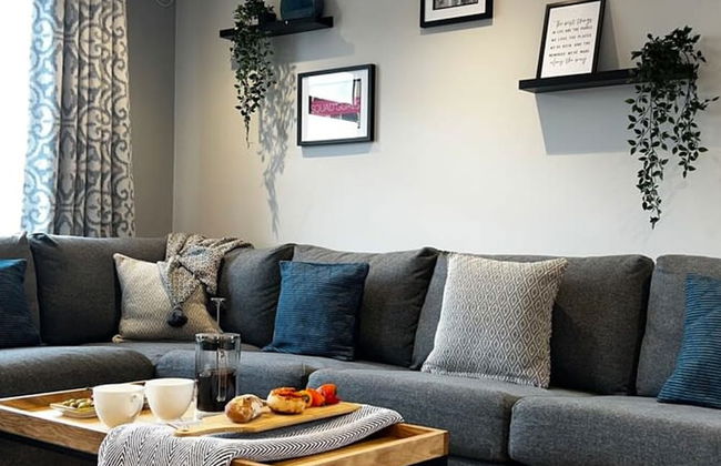 Penthouse On The Rows - Cathedral Views - Photo 5