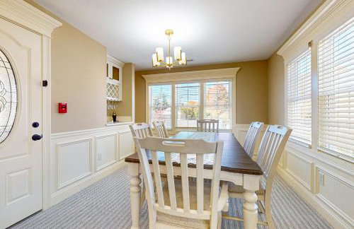 Steps to Holyoke Medical Center! Remote-Work Hub - Foto 12