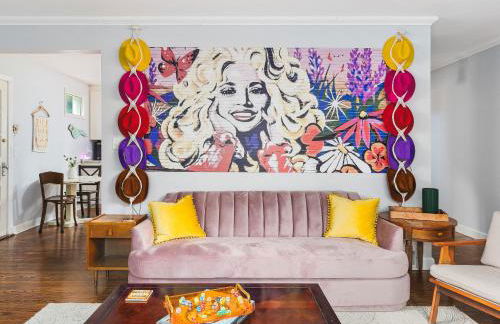 Nashville Gem Grill Mini Pickleball Sleeps 12 - Foto 1