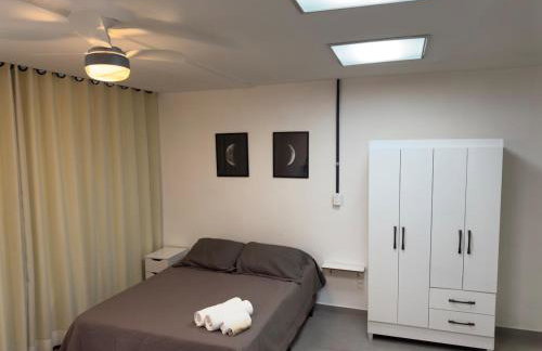 09 - ESTÚDIO COMPLETO com Ar condicionado, Cozinha, Vaga de garagem, bem localizado, próximo ao LifeCenter - Foto 25