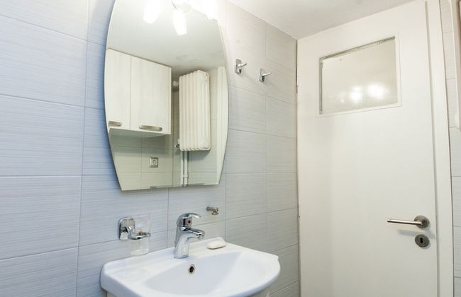 Vironas Chic Sleek Modern Studio - Foto 16