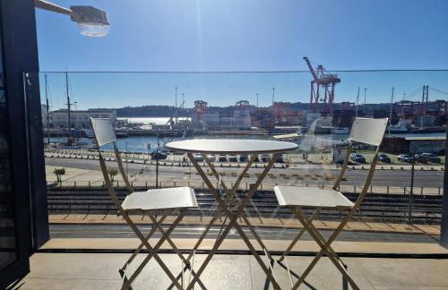 MBird Riverside 2BD Flat with garage - Foto 6