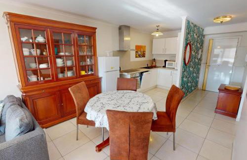 2P calme avec terrasse, piscine, parking et wifi - FR-1-196-368 - Foto 5