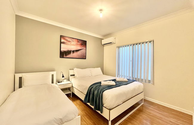 3BR 2 BTH No Stairs Aircon Big Athelstone Home - Foto 7