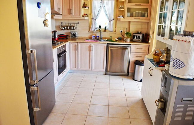 3 Bedrooms Apartment Lake View 5 by Likya Global - Photo 11