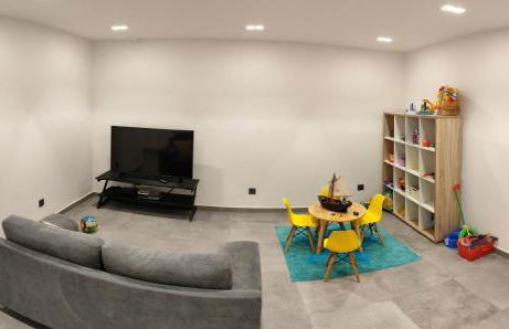 Seafront Villa Nafsika - Private Heated infinity Pool - Direct access to the beach - Play area - Foto 36